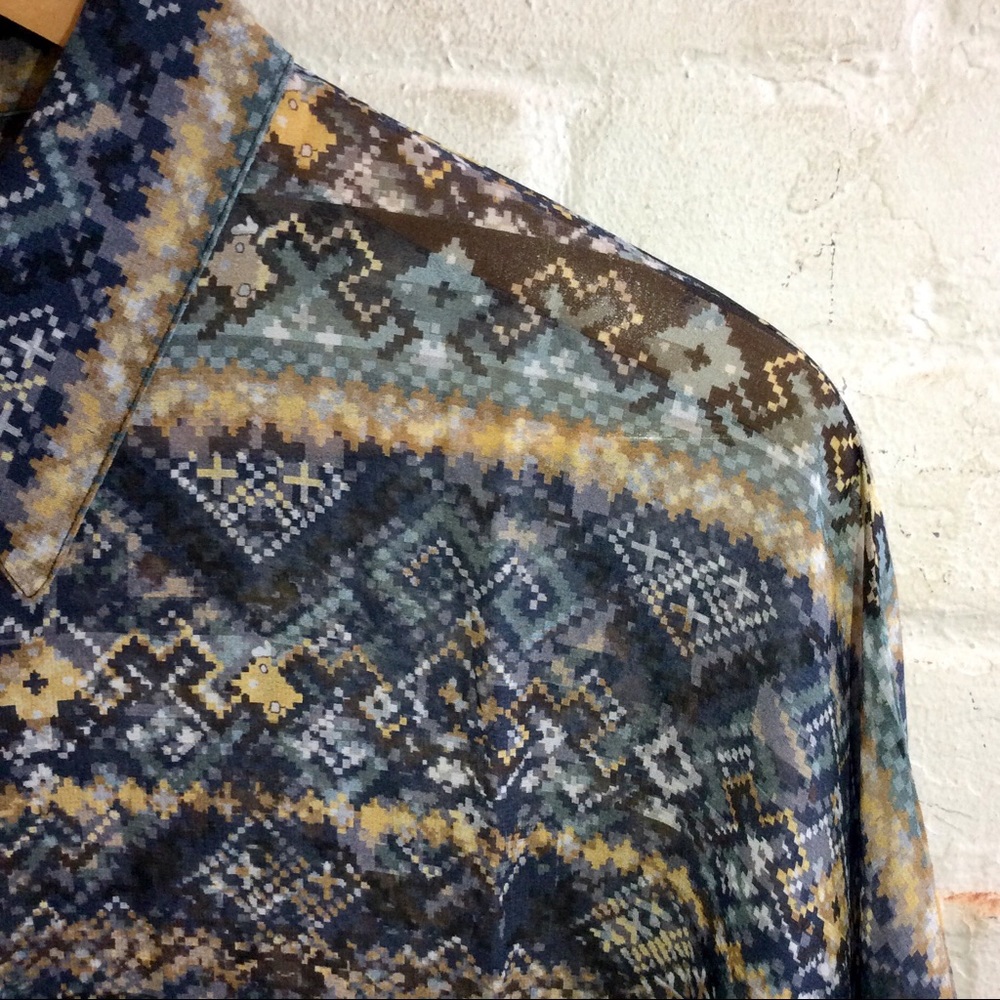 Da-Nang silk sheer high low button up patterned blouse - Picture 9 of 14